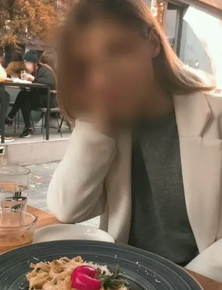 Alena, 37