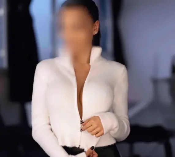 Aleyna, 29