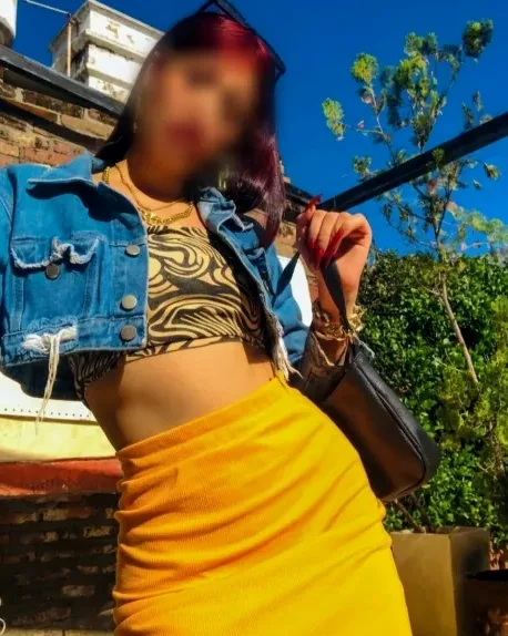 Carina, 21