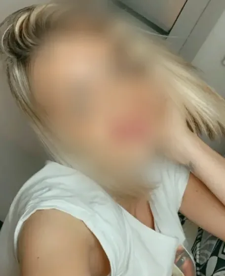 Emma, 35