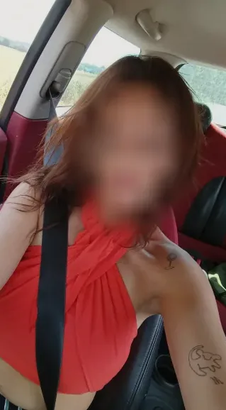 Fatma, 32