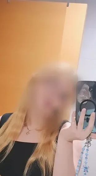 Frieda, 26