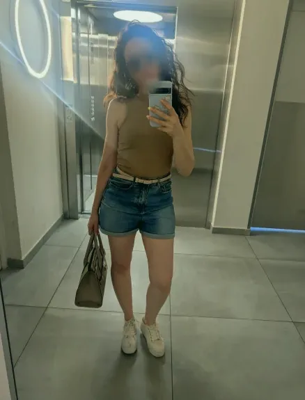 Helena, 40