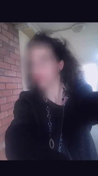 Maja, 33