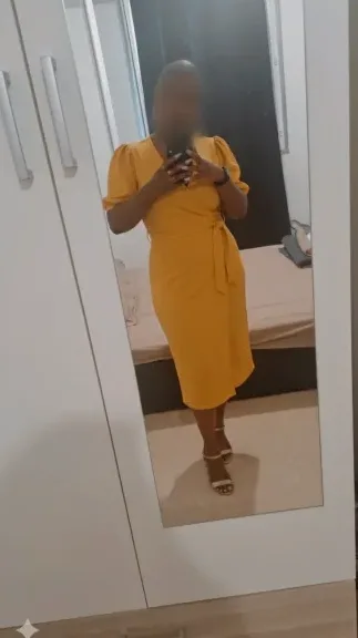 Mira, 33
