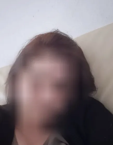Nele, 35