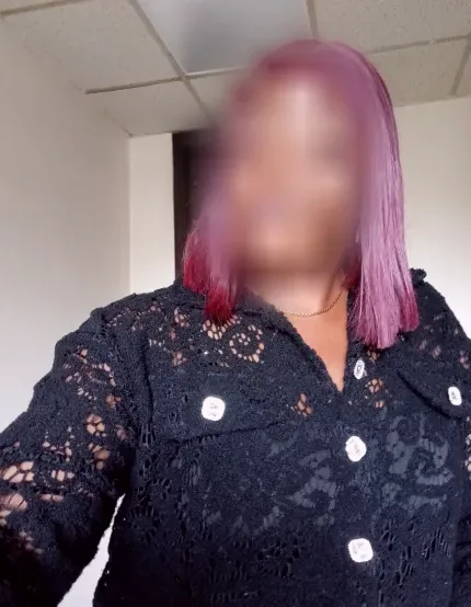 Romy, 38