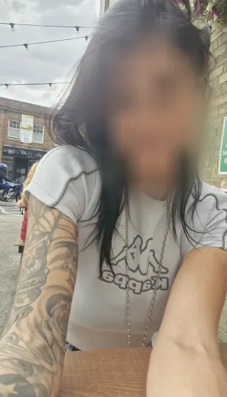 Sophie, 39