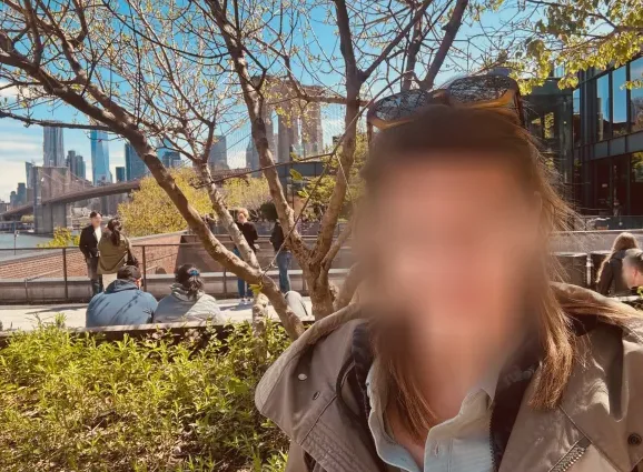 Thea, 39