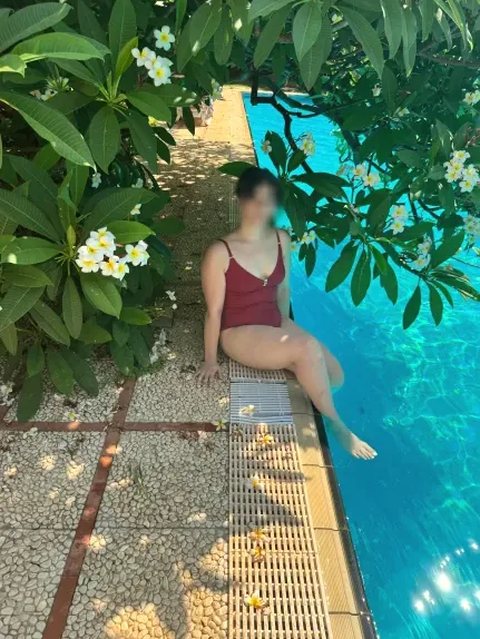 Verena, 33
