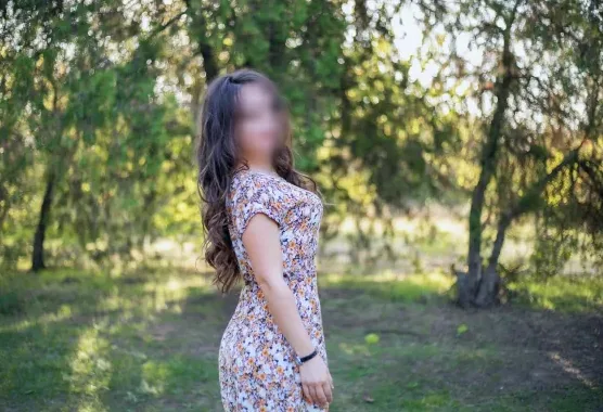 Yvonne, 39